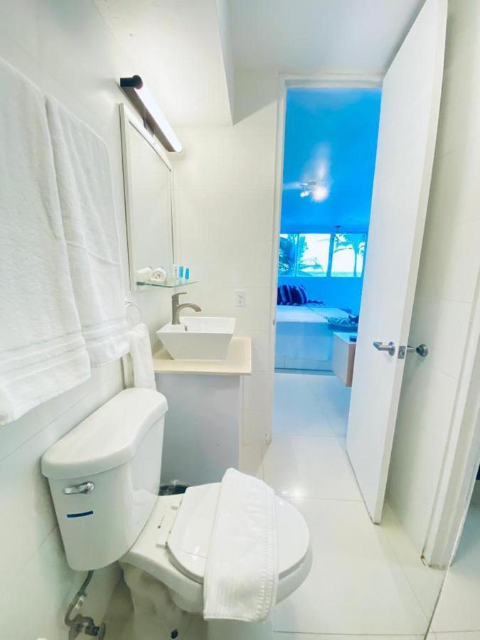 Kasa Las Palmas Ocean View Beachfront Condo Pool *