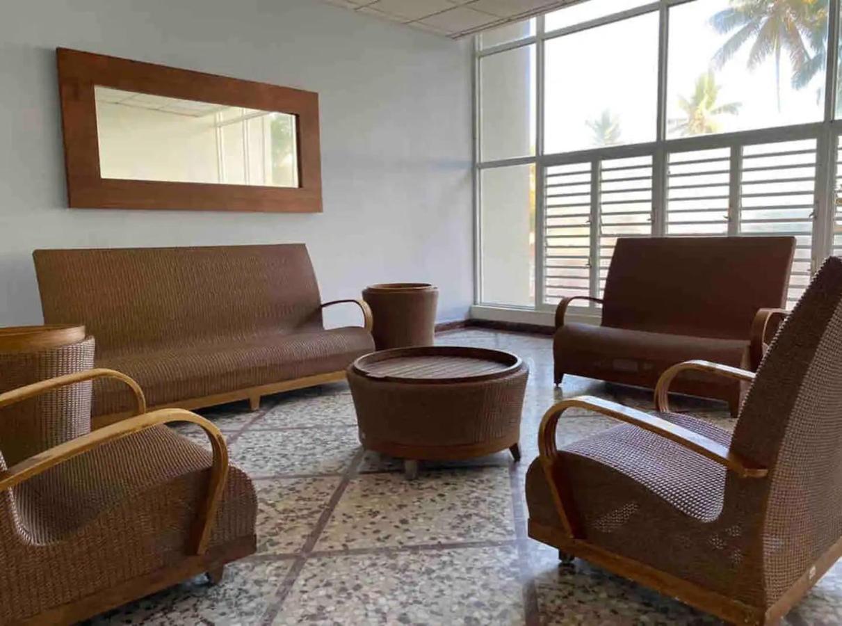 Kasa Las Palmas Ocean View Beachfront Condo Pool